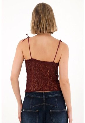 Tennis Camiseta En Tela Tipo Blonda Con Transparencia Roja Para Mujer