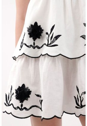 Tennis Vestido Corto Con Boleros Crudo Con Detalle Fruncido Para Mujer Con Acabado Suave