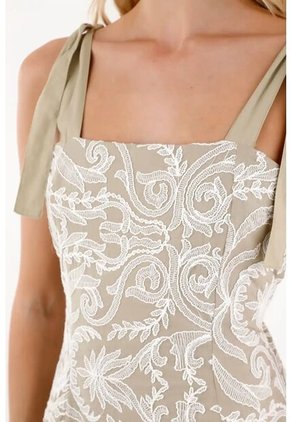 Tennis Vestido Corto En Tela Bordada Verde Para Mujer