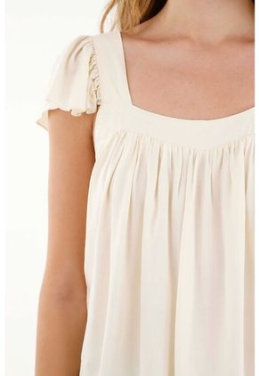 Tennis Camisa Beige De Escote Recto En Chalis Para Mujer