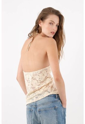 Tennis Top Ajustado Con Escote En Encaje Beige Para Mujer