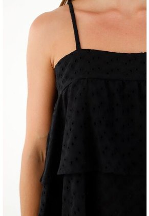 Tennis Camisa Negra En Ojalillo Para Mujer