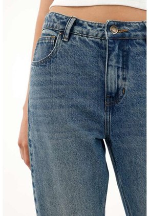 Tennis Jean Mom De Tiro Alto Crop Azul Para Mujer