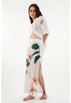 Falda  Flora