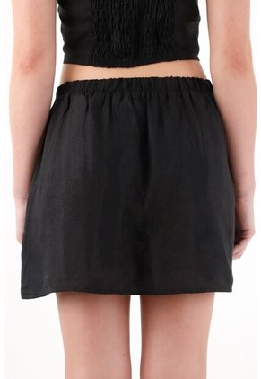 Tennis Falda Corta En Lino Con Bordado Negra Para Mujer