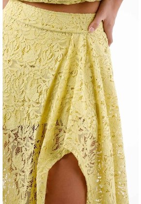 Tennis Falda Larga Para Mujer En Algodón Amarillo Pastel Fit Fluido Con Encaje Floral