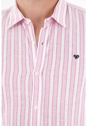 Camisa Rosada Con Diseño Preteñido A Rayas Para Hombre