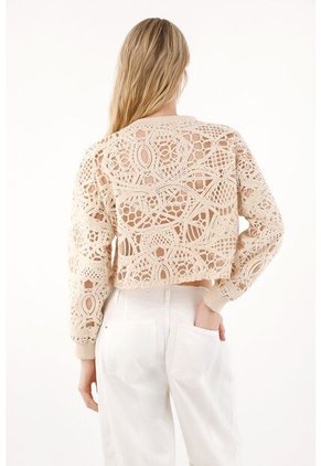 Tennis Buzo Con Transparencia Crudo Para Mujer