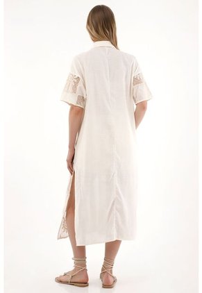 Tennis Camisa Larga Con Mix De Telas Crudo Para Mujer