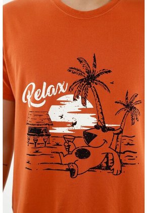 Camiseta Naranja Relax Para Hombre