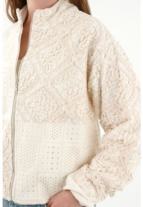 Tennis Abrigo Con Mix De Tejidos Crudo Para Mujer