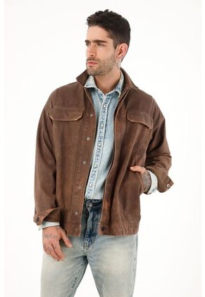 Abrigo Café Con Efecto Cuero Para Hombre