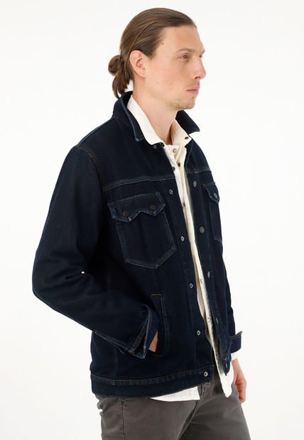 Chaqueta Trucker Con Bolsillos De Tapa Para Hombre
