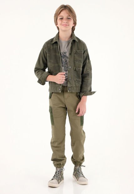 Pantalón Verde Con Bota Enresortada Para Niño