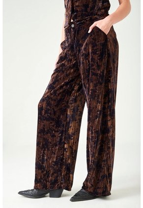 Tennis Pantalón Wide Leg En Terciopelo Café Para Mujer