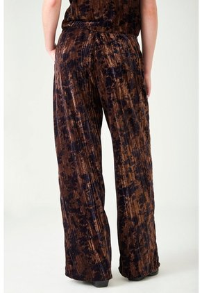 Tennis Pantalón Wide Leg En Terciopelo Café Para Mujer