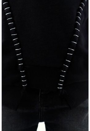 Buzo Negro Con Estrella Para Niña