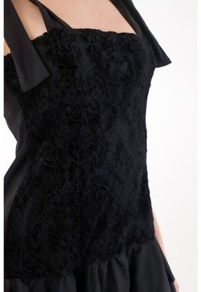 Tennis Vestido Corto Con Boleros Negro Para Mujer