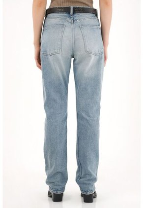 Tennis Jean Recto Tiro Alto Con Rotos Localizados Para Mujer