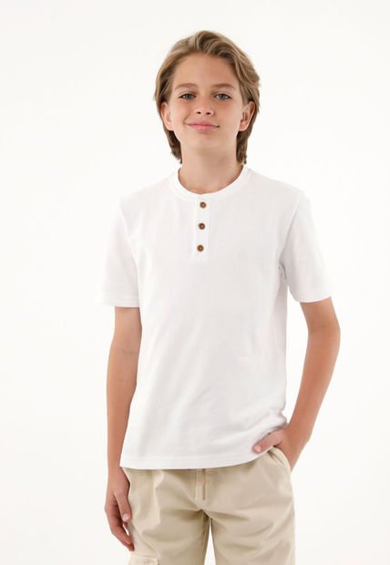 Camiseta Blanca Con Perilla De Botones Para Niño