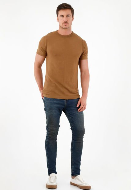 Camiseta Café Tejida Para Hombre