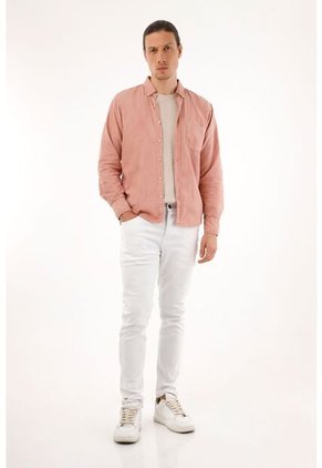 Camisa Rosada Con Bolsillos Delanteros Para Hombre