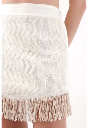 Tennis Falda Corta Con Fleco Y Bordados Crudo Para Mujer