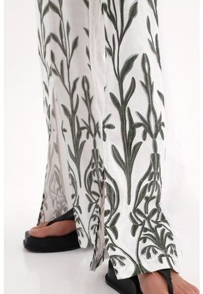 Tennis Pantalón Recto Con Efecto Bordado Blanco Para Mujer