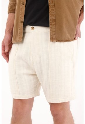 Tennis Bermuda En Tela Con Textura Crudo Para Hombre