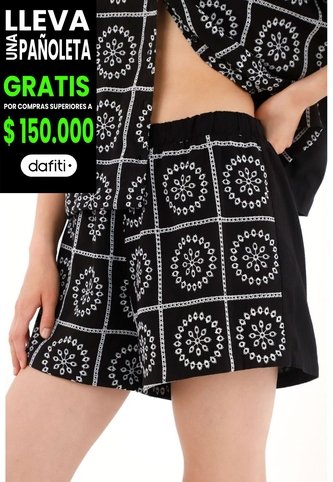 Tennis Short En Tela Bordada Tipo Ojalillo Negro Para Mujer Tennis