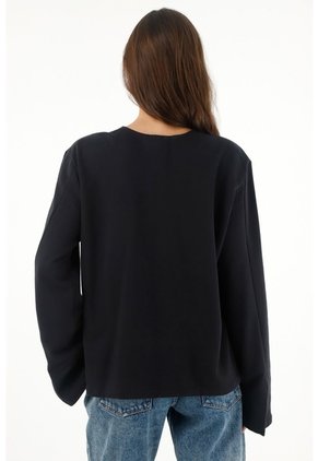 Tennis Buzo Con Taches Decorativos Negro Para Mujer