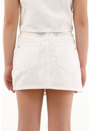 Falda Crudo Corta Con Perlas Decorativas Para Niña