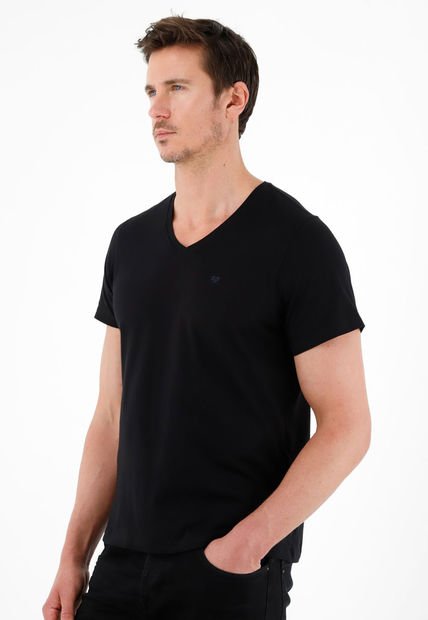Camiseta Negra Cuello En V Para Hombre