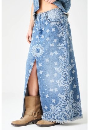 Tennis Falda Larga Con Estampado Paisley En Denim Para Mujer