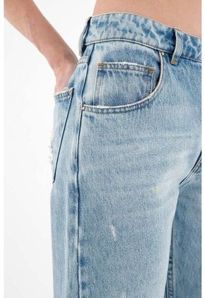 Tennis Jean Recto Con Pigmentos Localizados Para Mujer