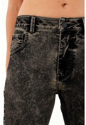 Tennis Jean Negro Bota Recta Para Mujer