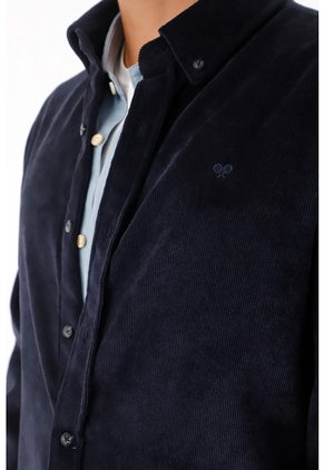 Tennis Camisa En 100% Lino Azul Con Textura Ligera Para Hombre