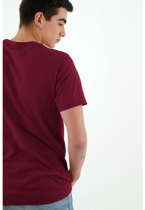 Camiseta Roja Con Bordado Para Hombre
