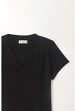 Tennis Camiseta Básica Cuello En V Negra Para Mujer