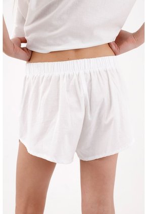 Tennis Bermuda Tradicional Con Borde Calado Floral En Algodón Blanco Para Mujer