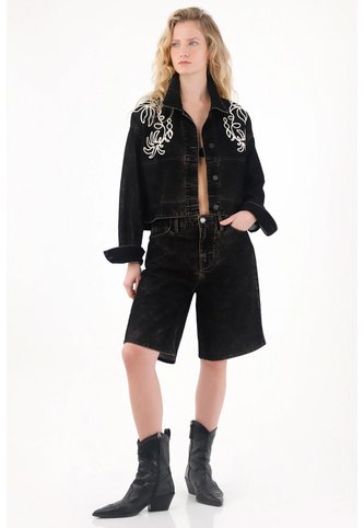 Tennis Bermuda En Velvet Negro Para Mujer Tennis