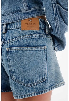 Tennis Bermuda Para Mujer De Denim Azul Claro Fit Relajado Con Ruedo Curvo