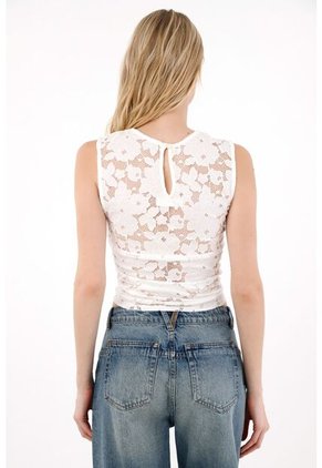 Tennis Camiseta Manga Sisa Con Transparencia Crudo Para Mujer