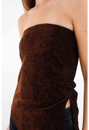 Tennis Camiseta Strapless En Tela Tipo Velvet Café Para Mujer