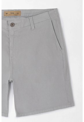 Tennis Bermuda Para Hombre En Algodón Gris Claro Fit Tradicional Con Bolsillos Diagonales Tipo Chino