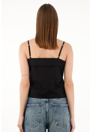 Tennis Camisa Negra De Escote Recto Para Mujer