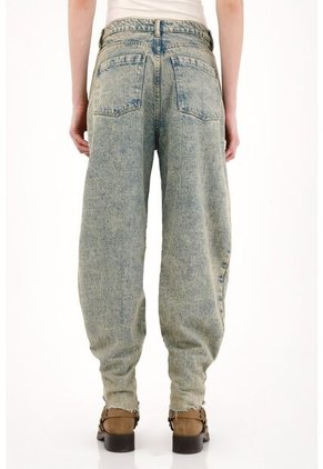 Tennis Jean Slouchy Con Doble Pretina Azul Para Mujer