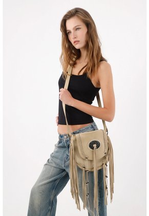 Tennis Bolso Bandolera Con Flecos Largos Hecho En Cuero Beige Para Mujer