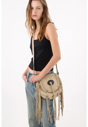 Tennis Bolso Bandolera Con Flecos Largos Hecho En Cuero Beige Para Mujer