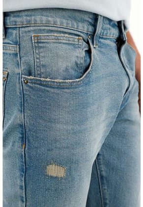 Tennis Jean Nudy Tiro Medio Con Roto Para Hombre